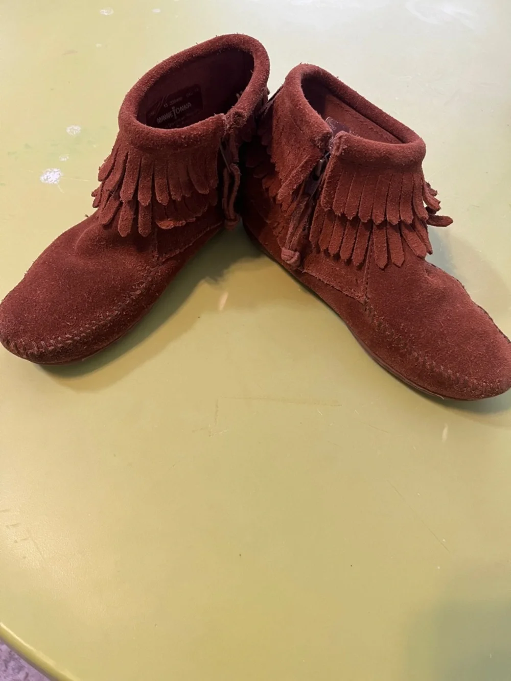 Minnetonka Girl’s Suede Fringe Moccasins - Brown Size 13 Side Zip
